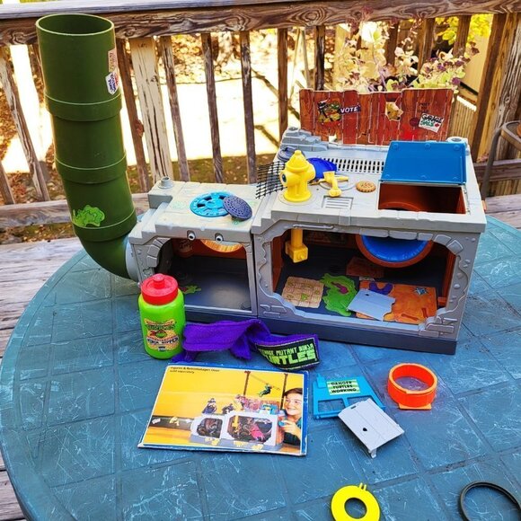 Teenage Mutant Ninja Turtle Sewer Home  (1989 Mirage Studios) VINTAGE USED - Picture 14 of 16